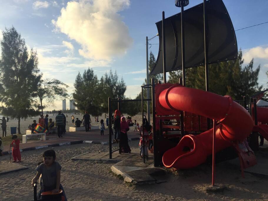 Melaka Beach Villa Kelebang Besar ภายนอก รูปภาพ