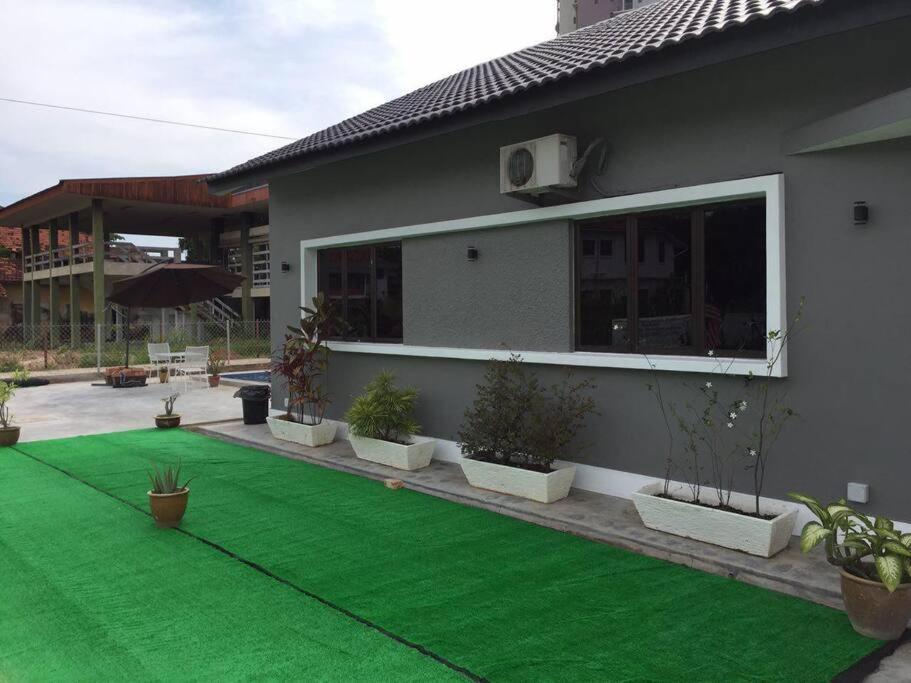 Melaka Beach Villa Kelebang Besar ภายนอก รูปภาพ